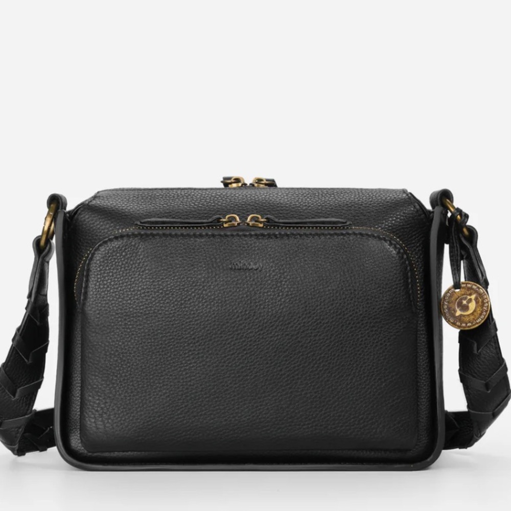 Minooy Hebe Crossbody 3.2L in Black Leather